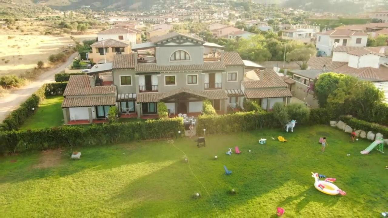 Villa Raffaello Porto San Paolo  Exterior foto